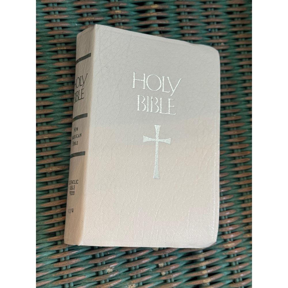 VTG New American Bible Catholic Bible Press White Leather NAB 9033W 1987